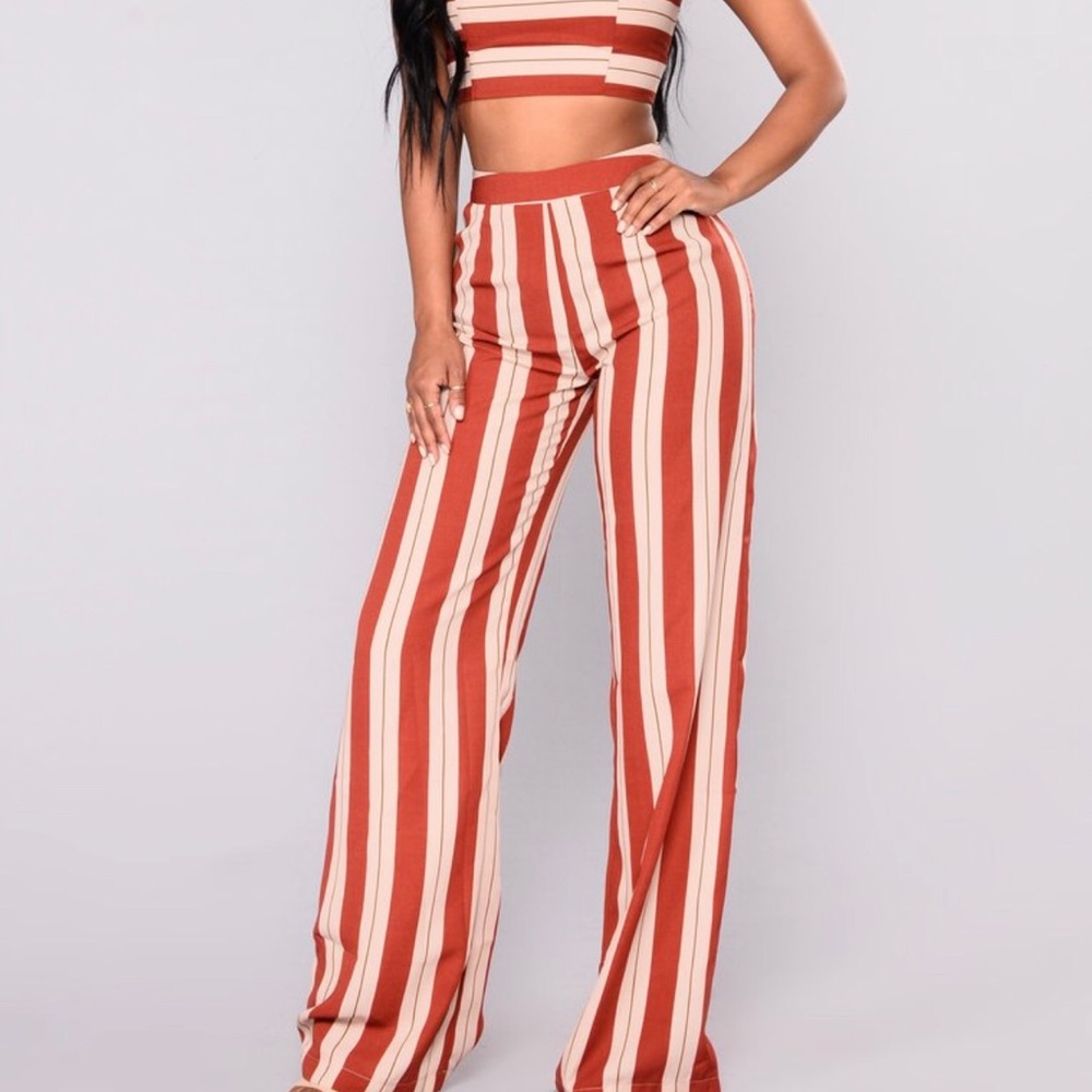Not just a cutie face pant set - Fashion Nova